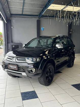 MITSUBISHI PAJERO DAKAR 3.2 HPE 4X4 7 LUGARES 16V TURBO INTERCOOLER DIESEL 4P AUTOMÁTICO